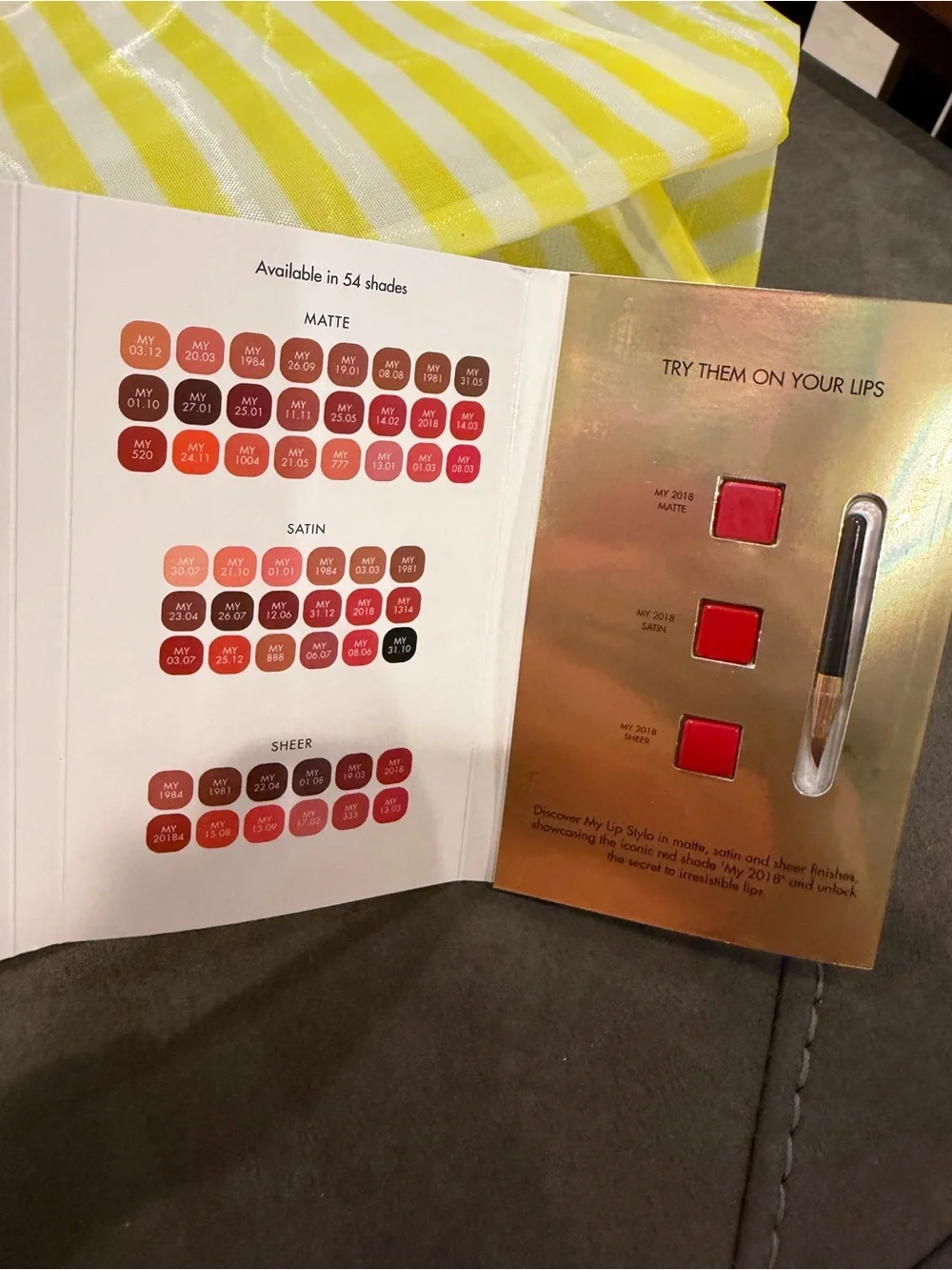 New dolce and Gabbana Lip Trio Sample Palette - Red Shades